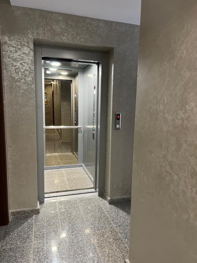 Stamatovi Family Hotel Pomorie Bagian luar foto